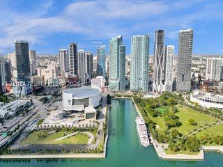 Condo for sale at Marina Blue 811