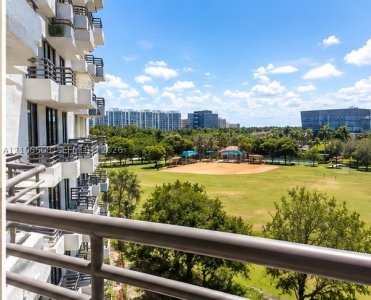 Comprar apartamento no Parc Central South 604