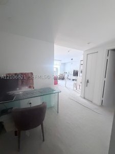 Comprar apartamento en Baltus House 706