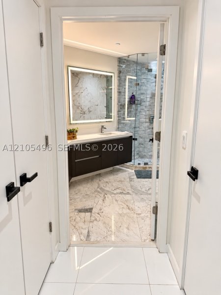 Aluguel de apartamento no Paramount Miami WorldCenter 2309