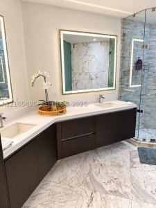 Aluguel de apartamento no Paramount Miami WorldCenter 2309