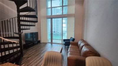 Comprar apartamento en Aston Martin Residences L-808