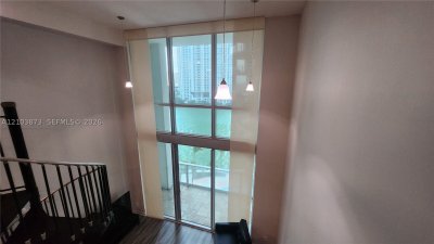 Comprar apartamento en Aston Martin Residences L-808