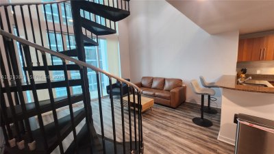 Comprar apartamento en Aston Martin Residences L-808