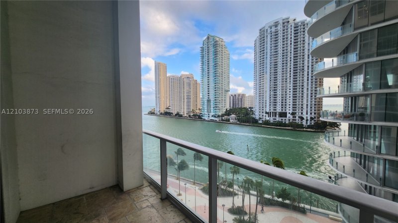 Condo for sale at Aston Martin Residences L-808