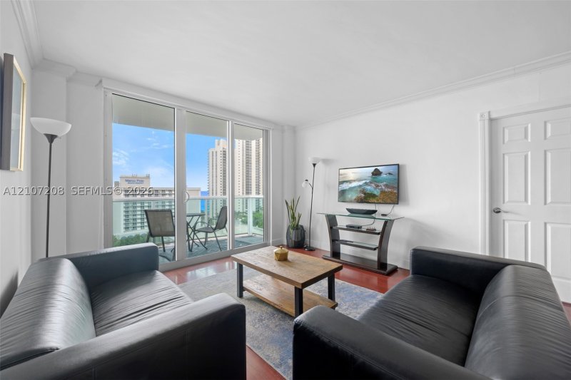 Property photo # 2