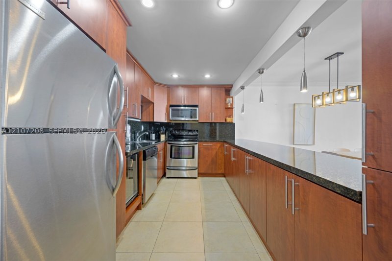 Property photo # 8