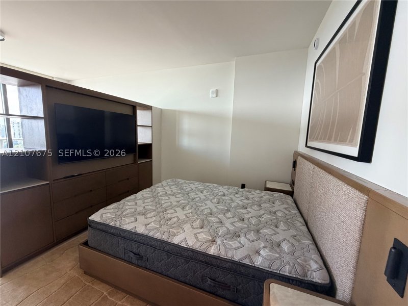 Aluguel de apartamento no Nexo Residences 1113