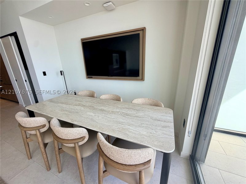 Aluguel de apartamento no Nexo Residences 1113