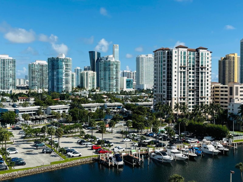 Apartment for rent at Arlen House 925
