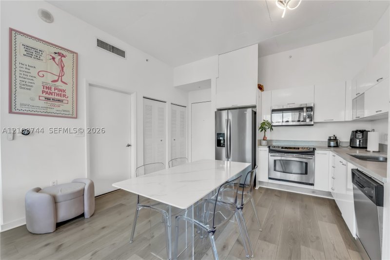 Property photo # 4