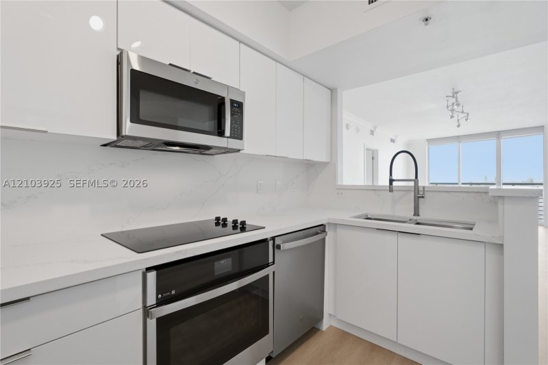 Apartment for rent at One Miami West Tower 2512