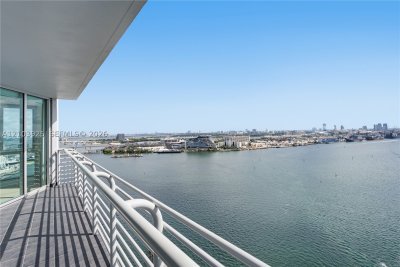 Aluguel de apartamento no One Miami West Tower 2512