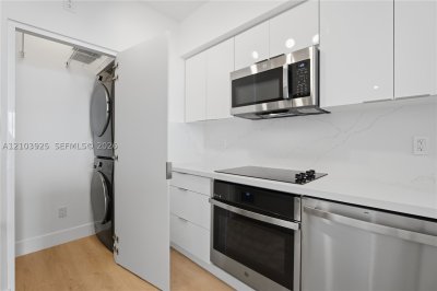 Aluguel de apartamento no One Miami West Tower 2512