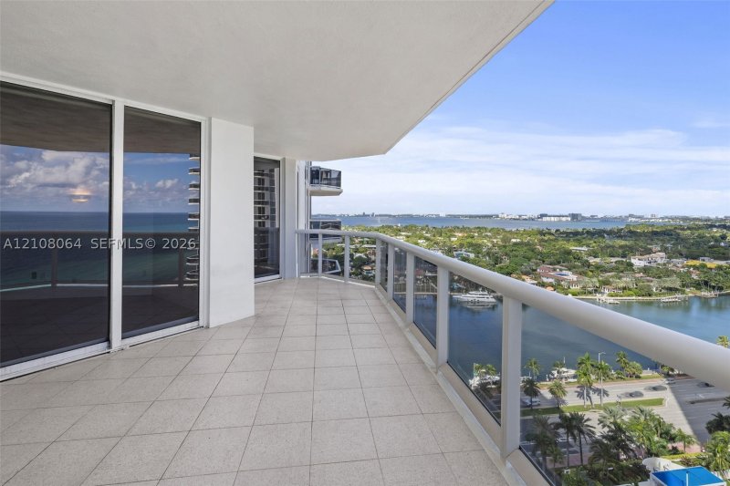 Alquiler de apartamento en Green Diamond Condo 2408