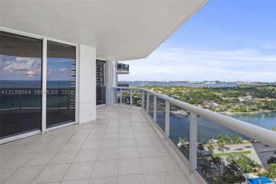 Alquiler de apartamento en Green Diamond Condo 2408