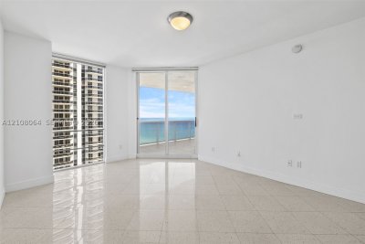 Alquiler de apartamento en Green Diamond Condo 2408