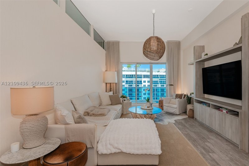 Comprar apartamento no Roney Palace 1615