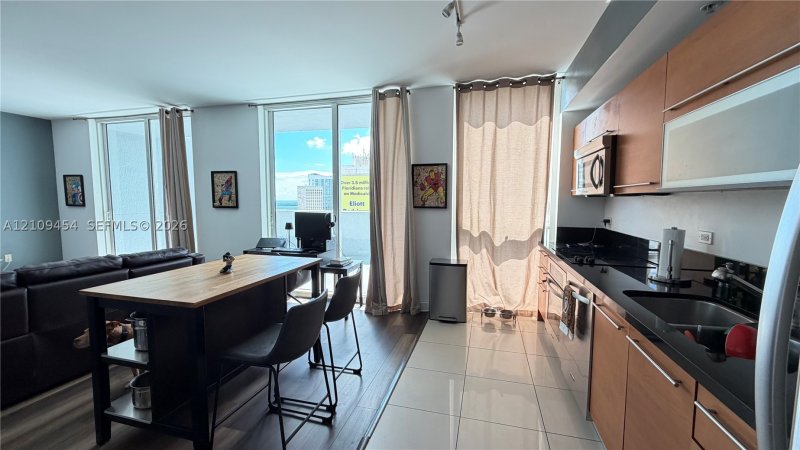 Property photo # 6