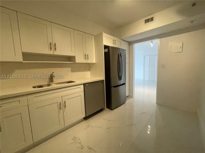 Aluguel de apartamento no Carlisle On The Ocean 1004