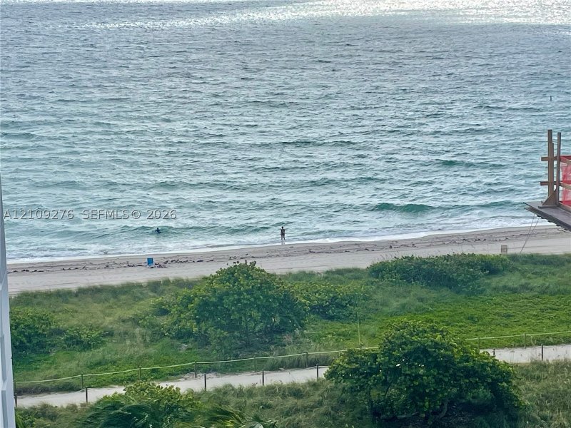 Aluguel de apartamento no Carlisle On The Ocean 1004