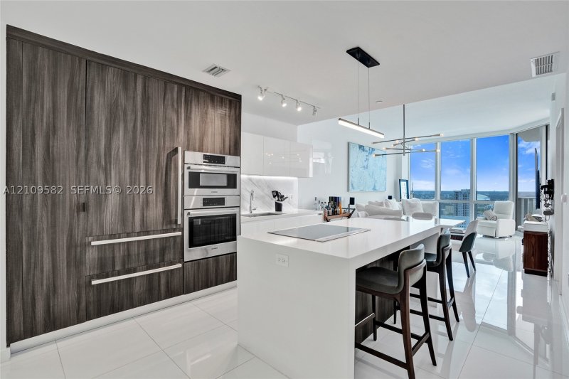 Comprar apartamento no Paramount Miami WorldCenter 3506