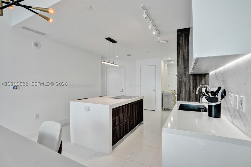 Comprar apartamento no Paramount Miami WorldCenter 3506