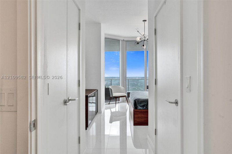 Comprar apartamento no Paramount Miami WorldCenter 3506