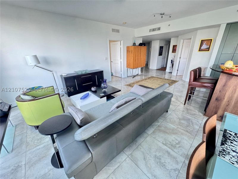 Apartment for rent at 360 Condominium East 405