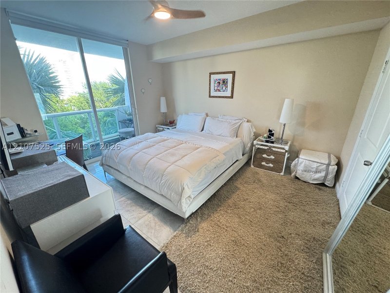 Apartment for rent at 360 Condominium East 405