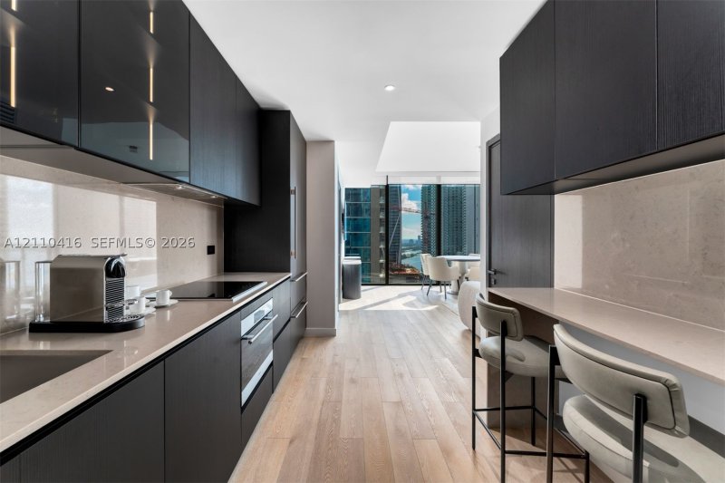 Comprar apartamento no E11EVEN Hotel & Residences 4208