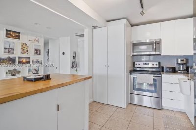 Comprar apartamento en Brickell Place B1706