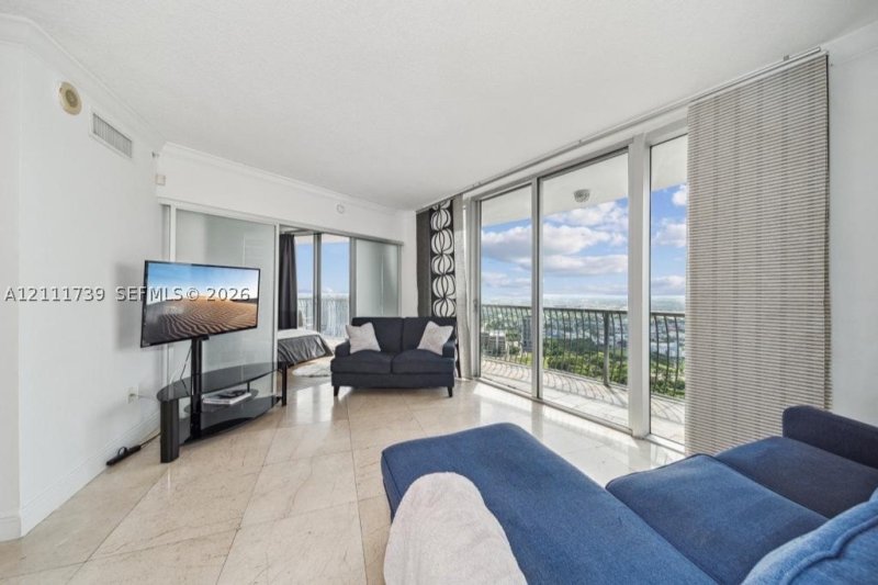 Apartment for rent at Opera Tower 4315