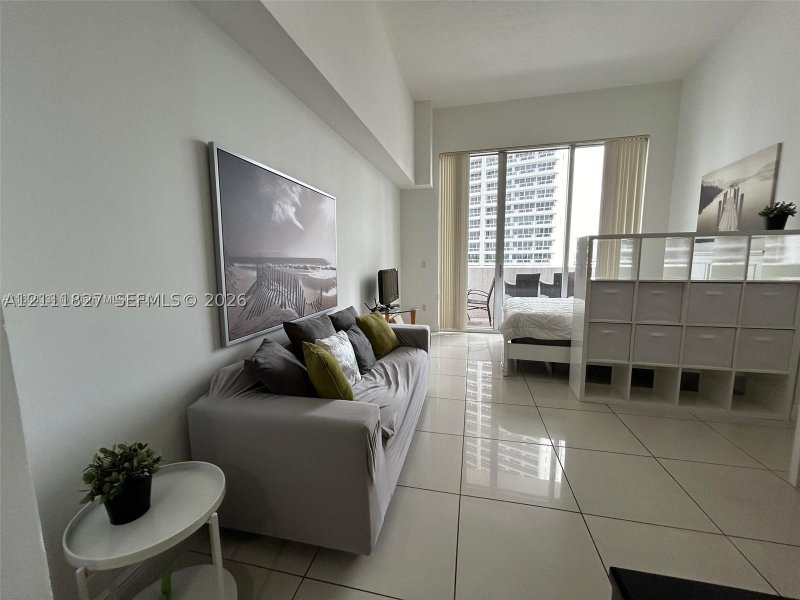 Apartment for rent at Opera Tower 1106