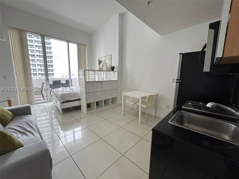 Apartment for rent at Opera Tower 1106
