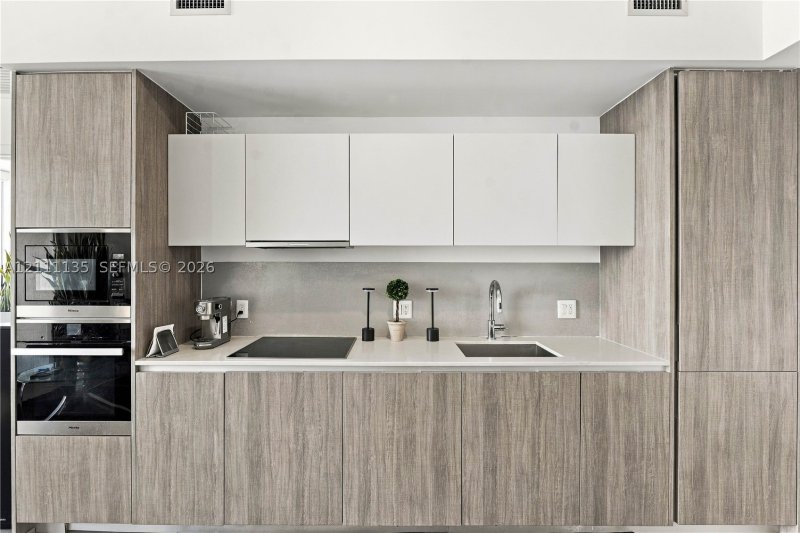 Alquiler de apartamento en Biscayne Beach 4006