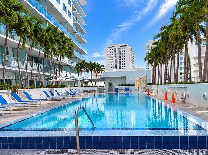 Condo for sale at Le Parc at Brickell 812