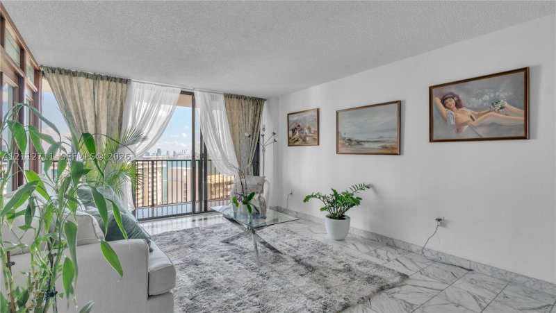 Apartment for rent at Costa Bella Brickell 1911