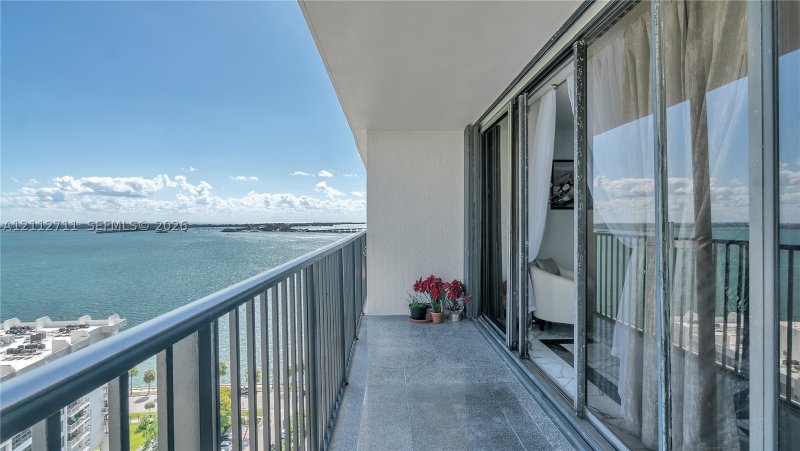 Apartment for rent at Costa Bella Brickell 1911