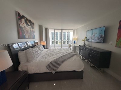 Aluguel de apartamento no The Grand A-1542