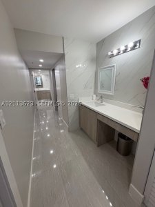 Aluguel de apartamento no The Grand A-1542