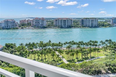 Comprar apartamento no South Pointe Tower 1807