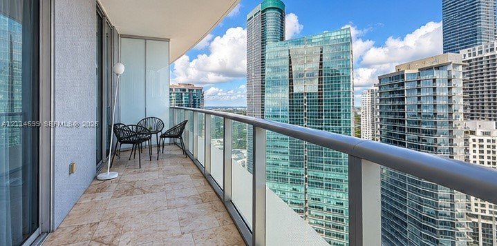 Condo for sale at Brickell House Condo 3007