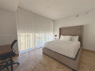 Comprar apartamento no Brickell House Condo 3007