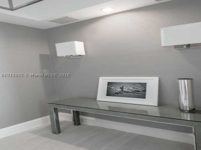 Comprar apartamento en Ritz Carlton One Bal Harbour 1202