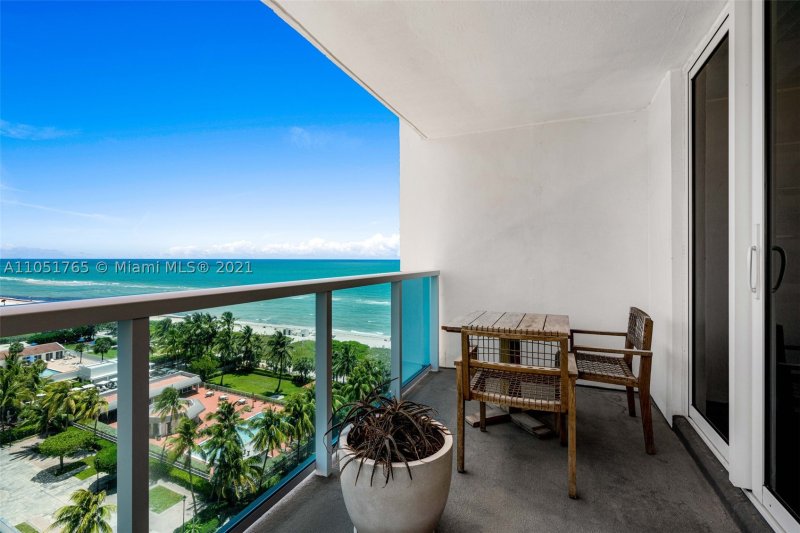 Apartment for rent at 1 Hotel & Homes South Beach 1115