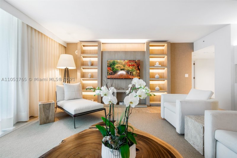 Apartment for rent at 1 Hotel & Homes South Beach 1115