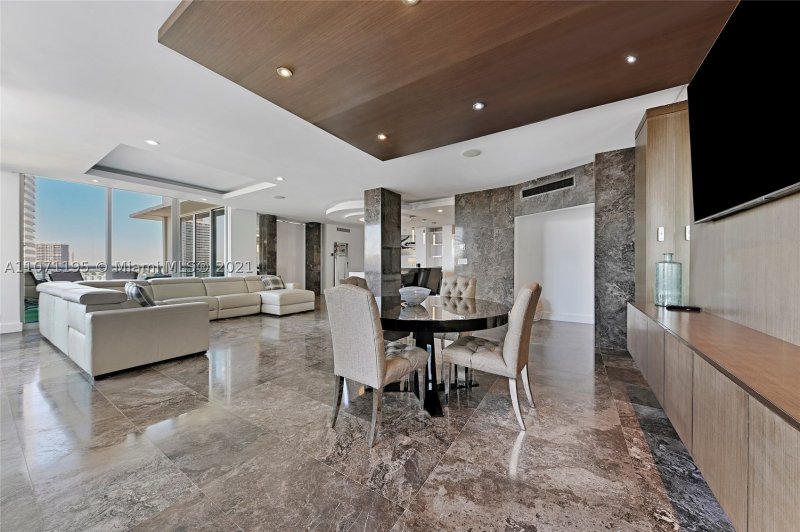 Apartment for rent at Sian Ocean Residences PH1