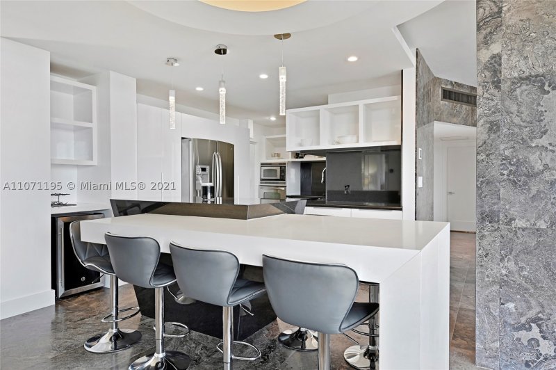 Apartment for rent at Sian Ocean Residences PH1
