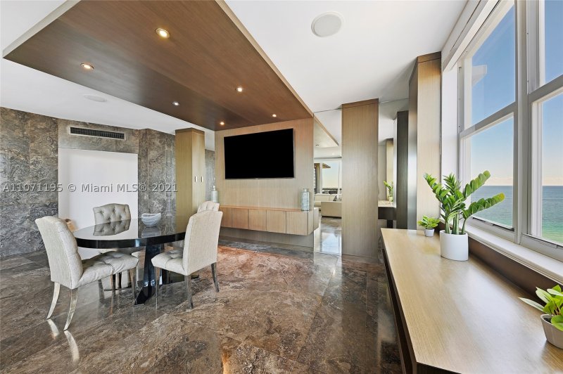 Apartment for rent at Sian Ocean Residences PH1